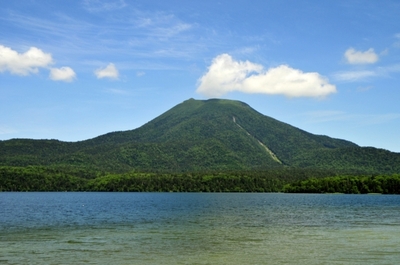 今こそ雄阿寒岳！（阿寒岳登山情報）