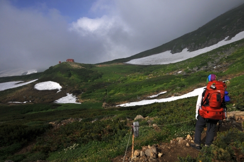 大雪山緑岳ご来光へ