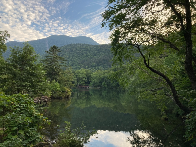 早朝の阿寒湖滝口　